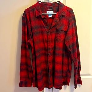Columbia long sleeved men’s flannel Xl